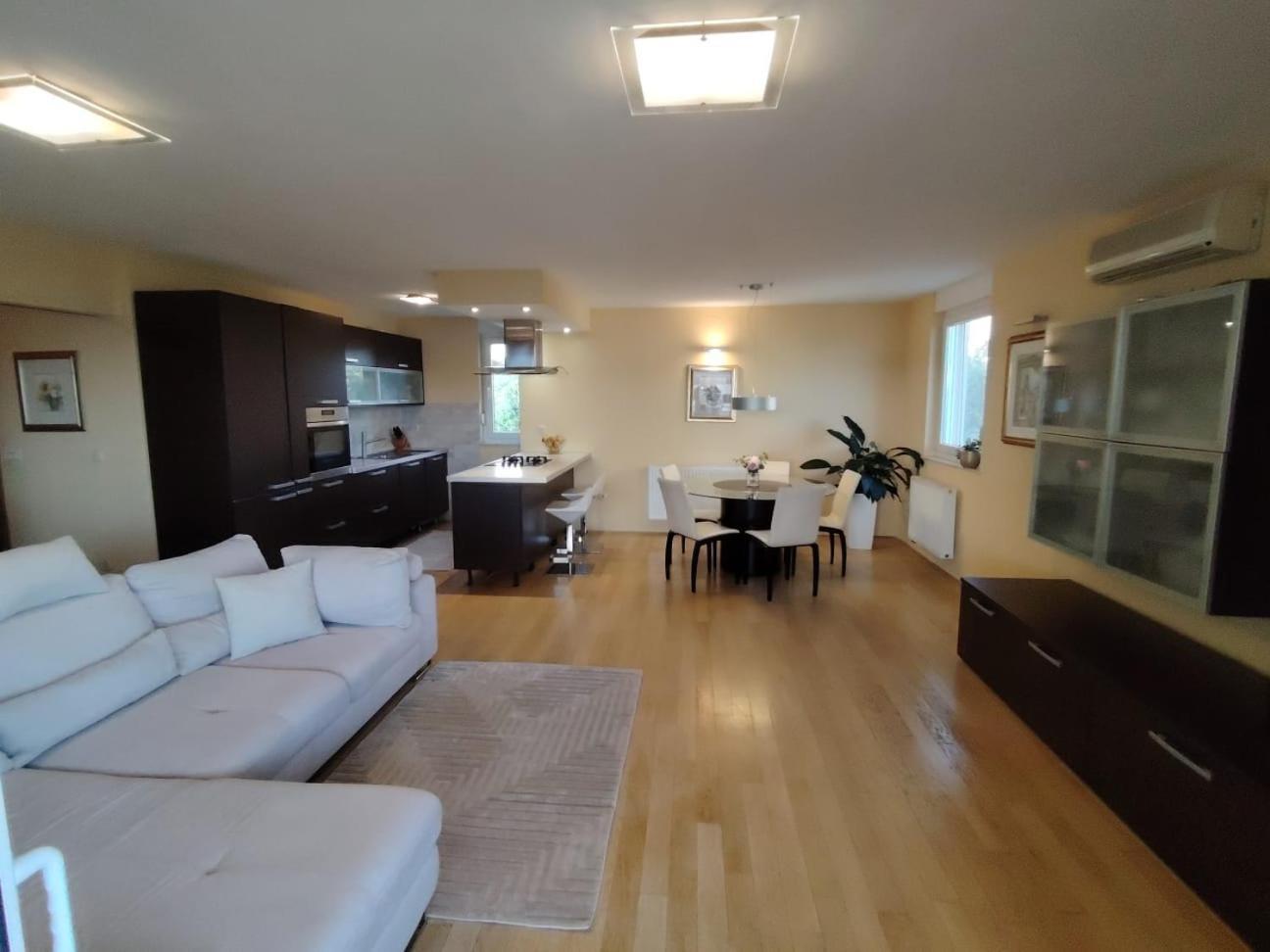 Luxury Beach Apartment Biograd Na Moru Exterior foto