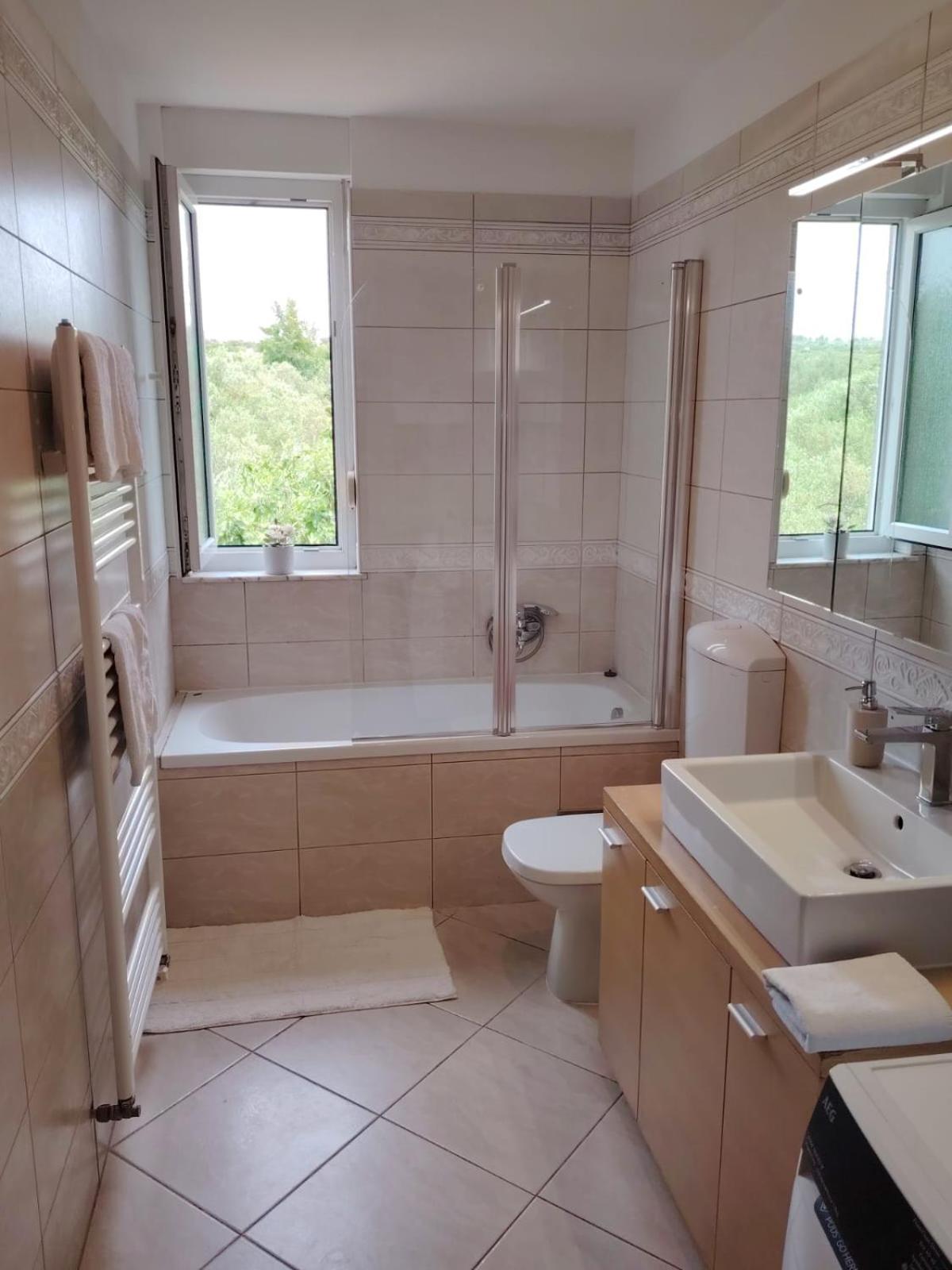 Luxury Beach Apartment Biograd Na Moru Exterior foto