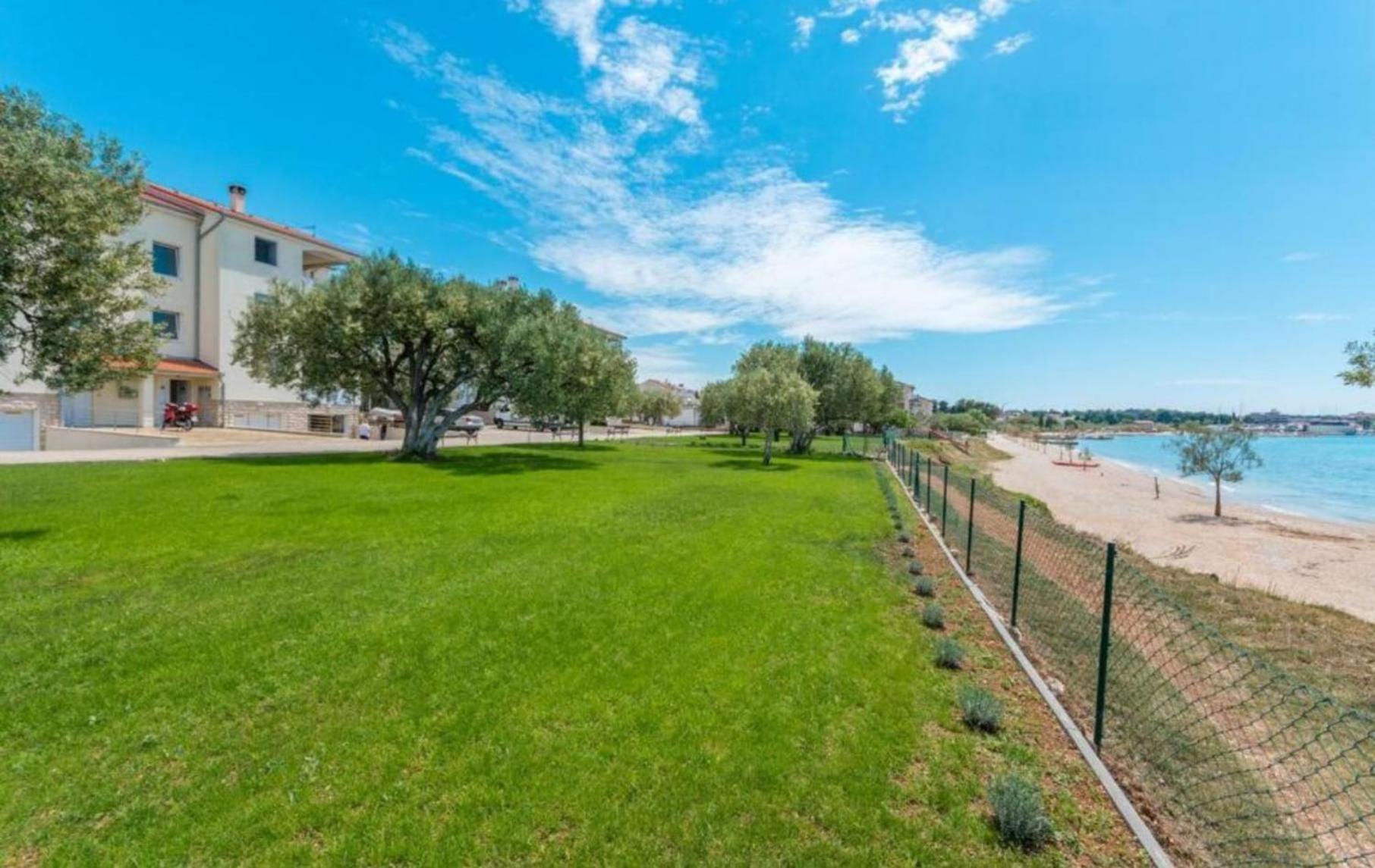 Luxury Beach Apartment Biograd Na Moru Exterior foto