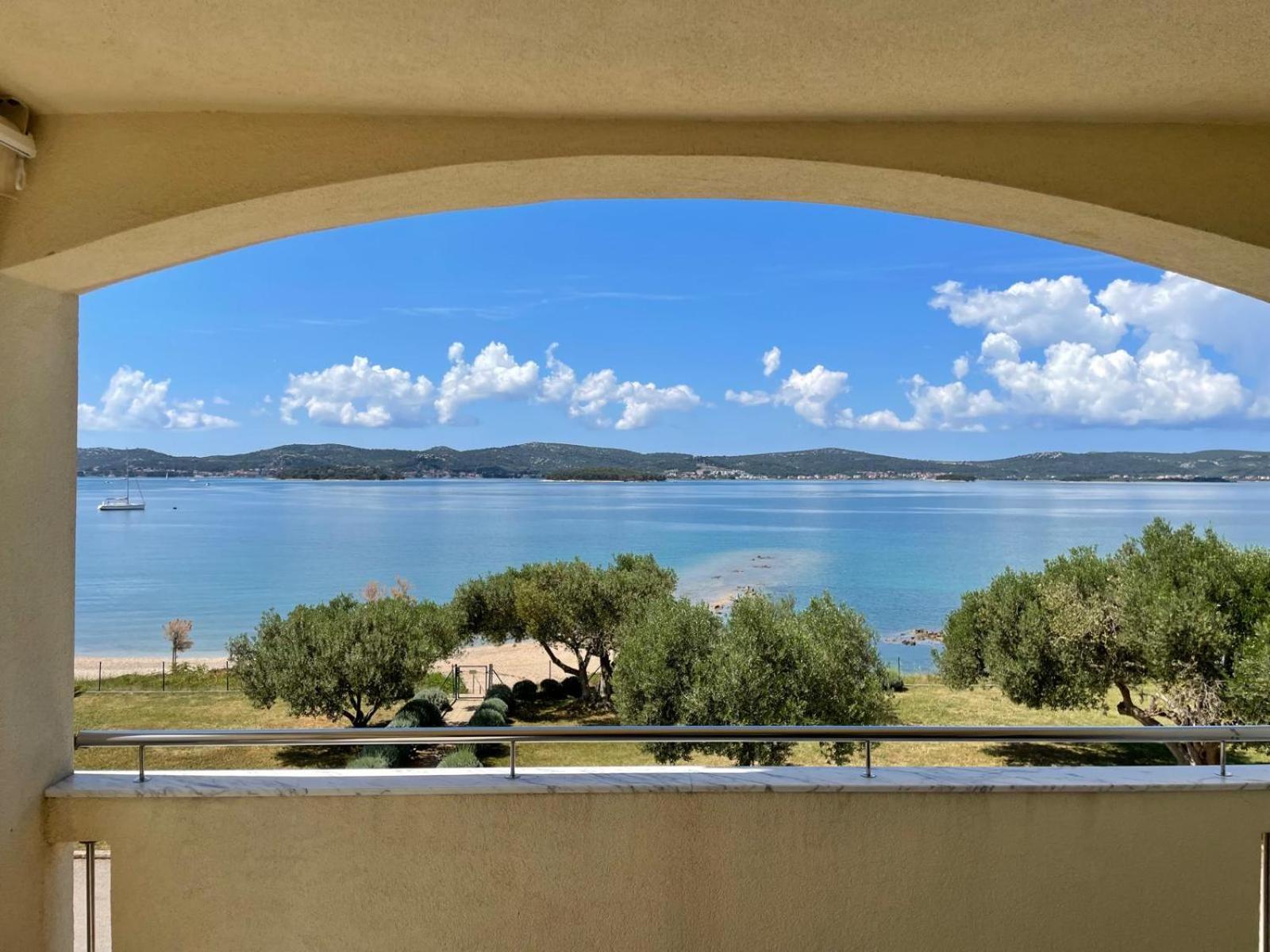 Luxury Beach Apartment Biograd Na Moru Exterior foto